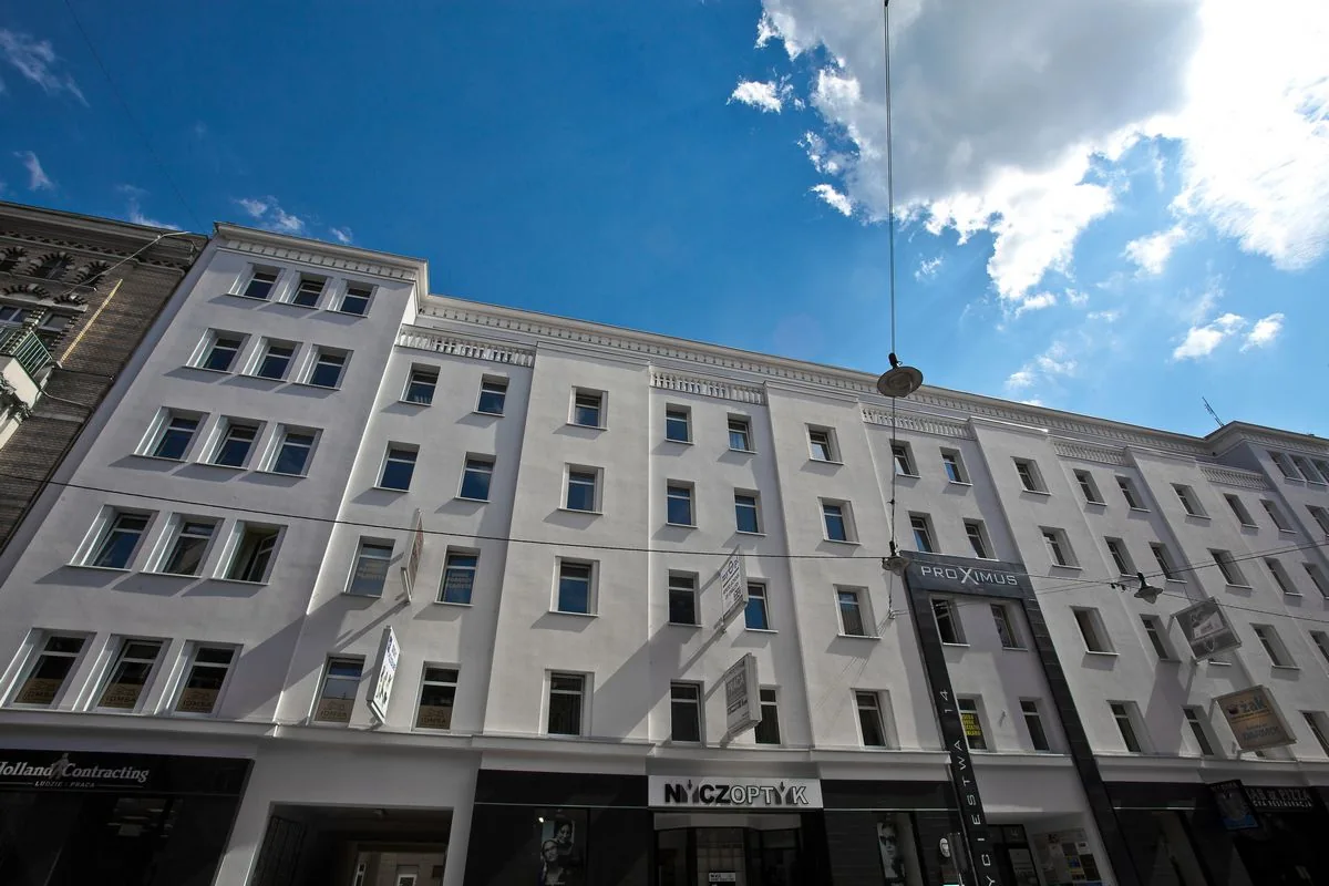 Elewacja budynku Proximus przy ulicy Zwycięstwa 14 w Gliwicach